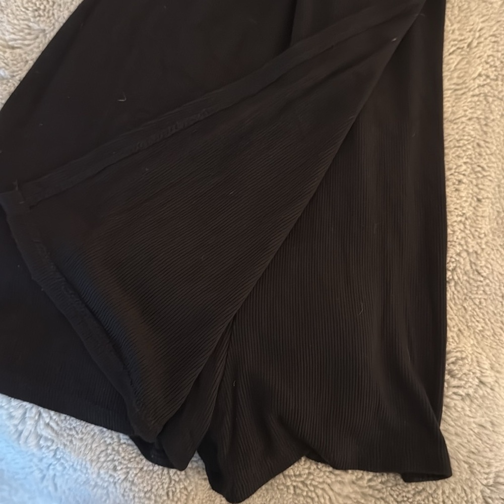 Romper - Picture 3 of 4